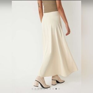 NWT High Waist Solid Pleated Maxi Skirt in XS by Cider